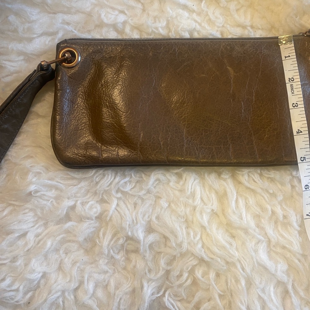 Hobo International Brown Wristlet Clutch with Gold Zipper and Wrist Strap - Picture 7 of 8